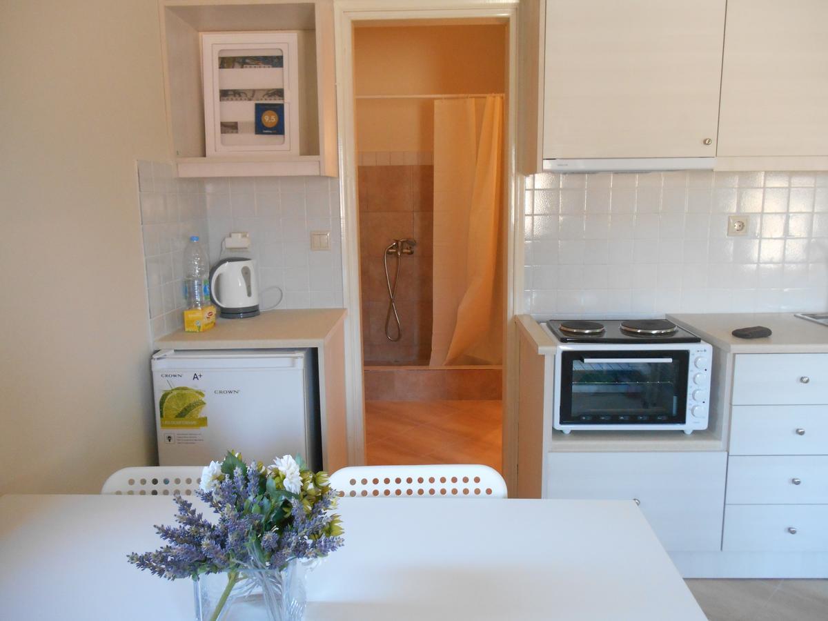Arapakis Apartment 2 Aegina ภายนอก รูปภาพ