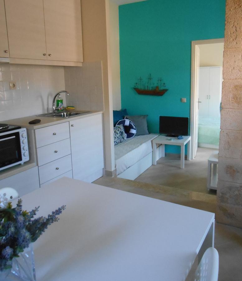 Arapakis Apartment 2 Aegina ภายนอก รูปภาพ