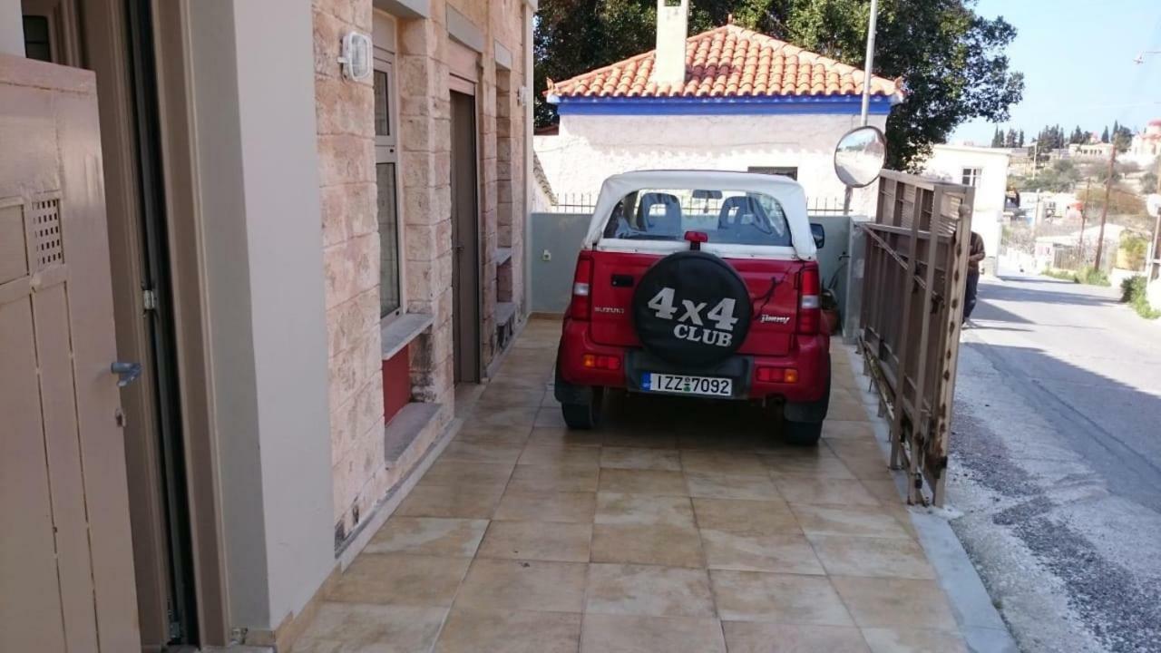Arapakis Apartment 2 Aegina ภายนอก รูปภาพ